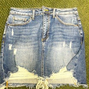 Women’s Large Risen Blue Jean Skirt
